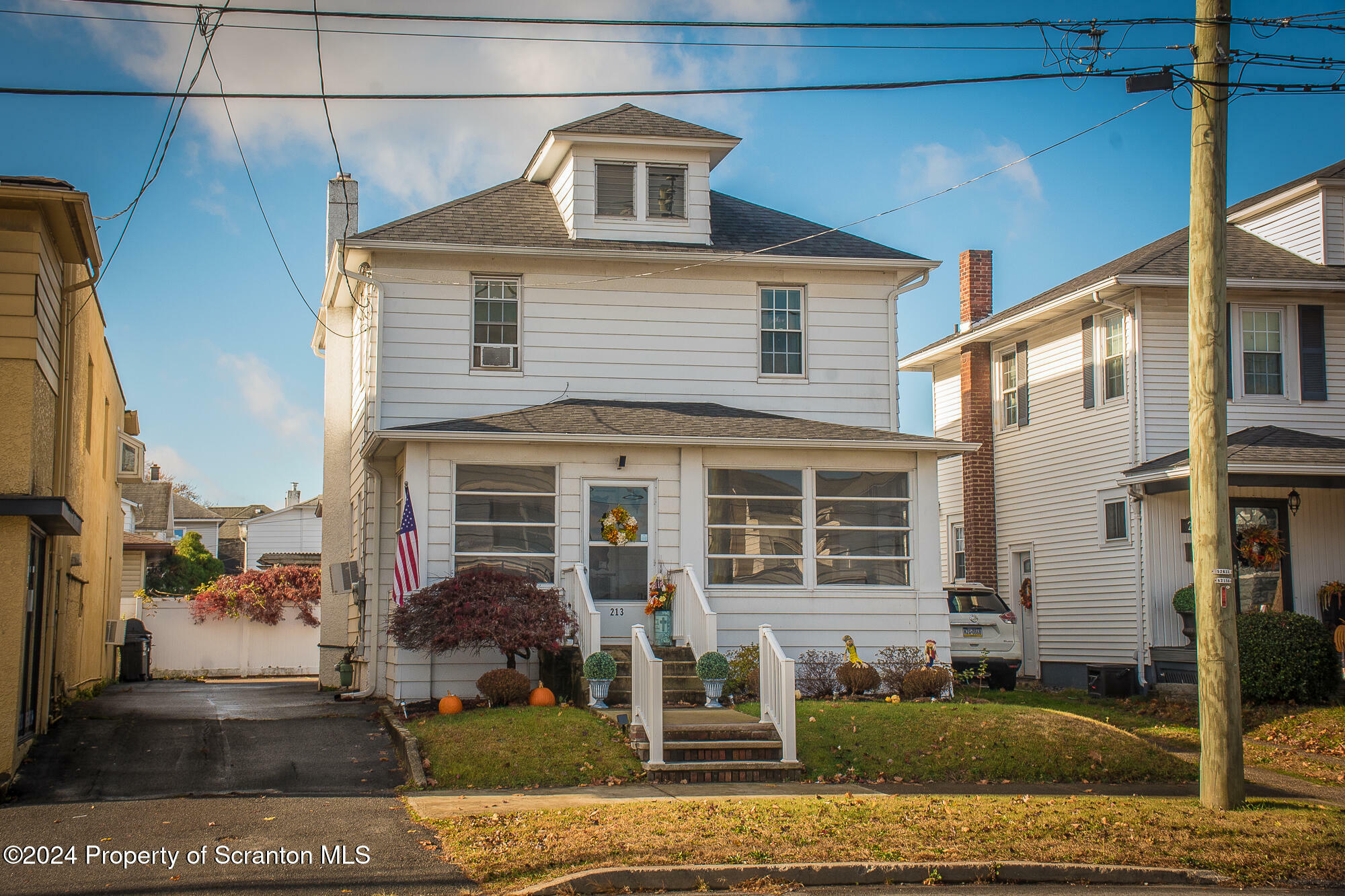 Property Photo:  213 E East 8th Street  PA 18644 