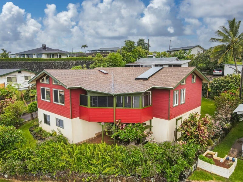 Property Photo:  4565-A Puuwai Rd  HI 96741 