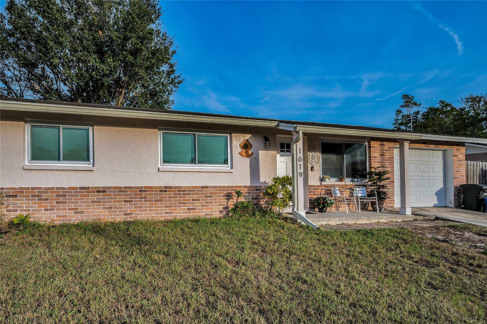 Property Photo: 1619 Coppertree Drive FL 34689