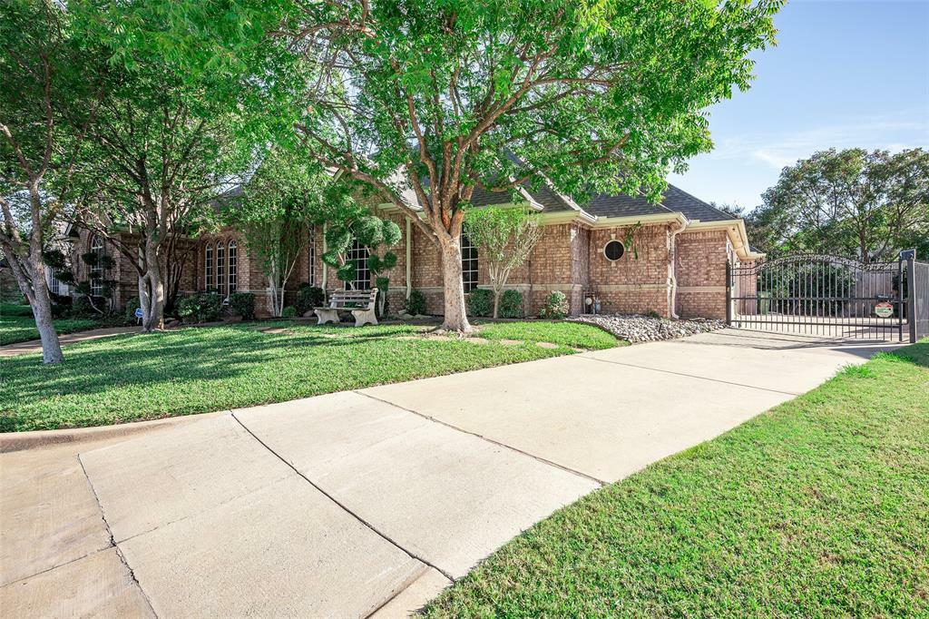 Property Photo:  6704 Rolling Hills  TX 76182 