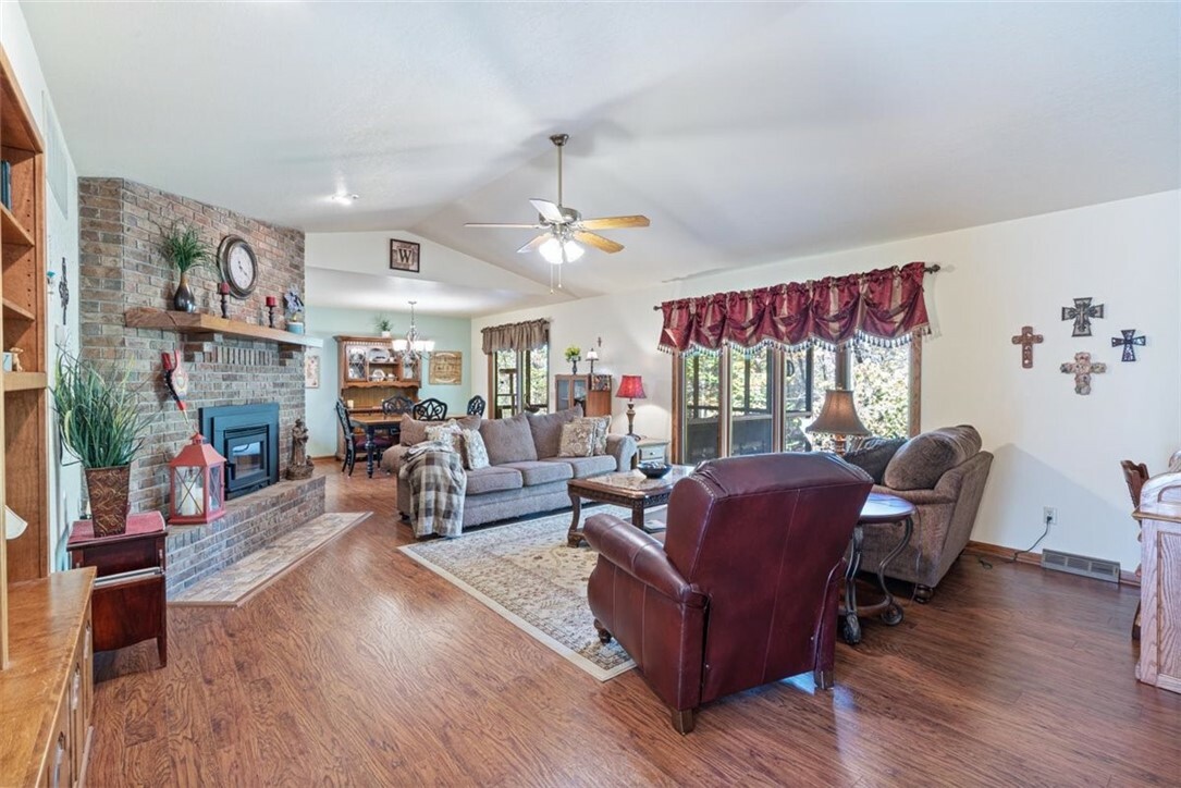 Property Photo:  12 Shepton Lane  AR 72715 