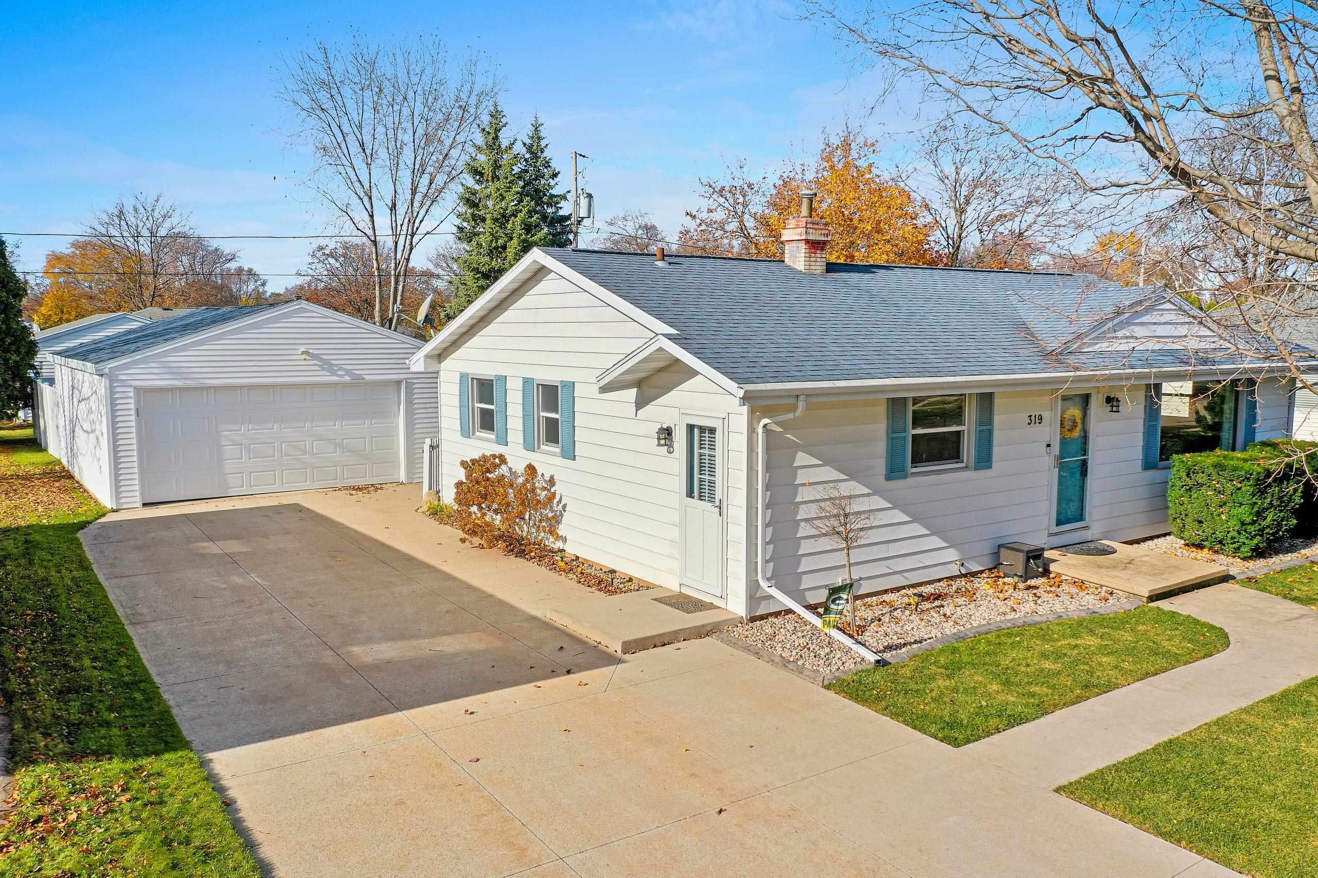 Property Photo:  319 S Matthias Street  WI 54915 