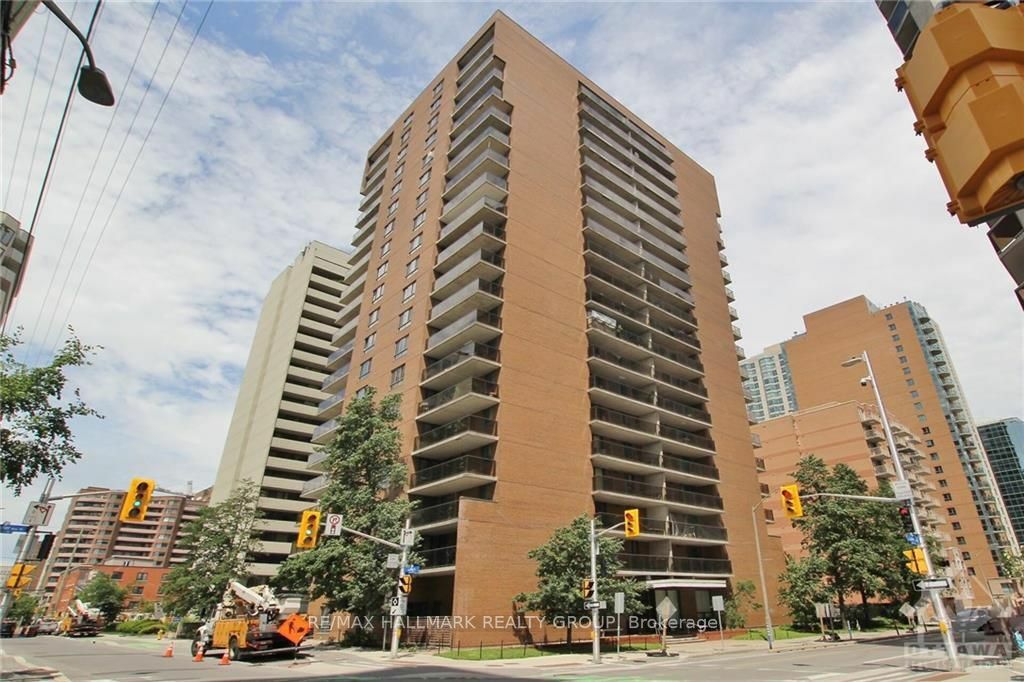 475 Laurier Ave W 1405  Ottawa Centre ON K1R 7X1 photo