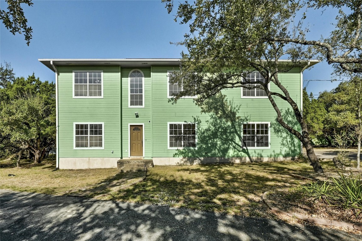 Property Photo: 8302 N Madrone Trail TX 78737