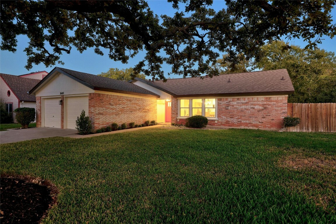 1601 Oakridge Drive  Round Rock TX 78681 photo