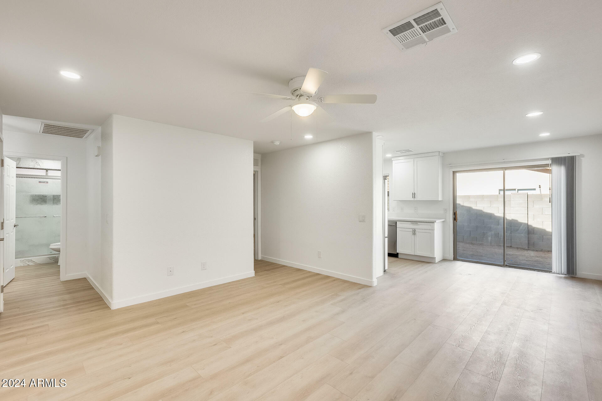 Property Photo:  826 E Impreria Street  AZ 85140 