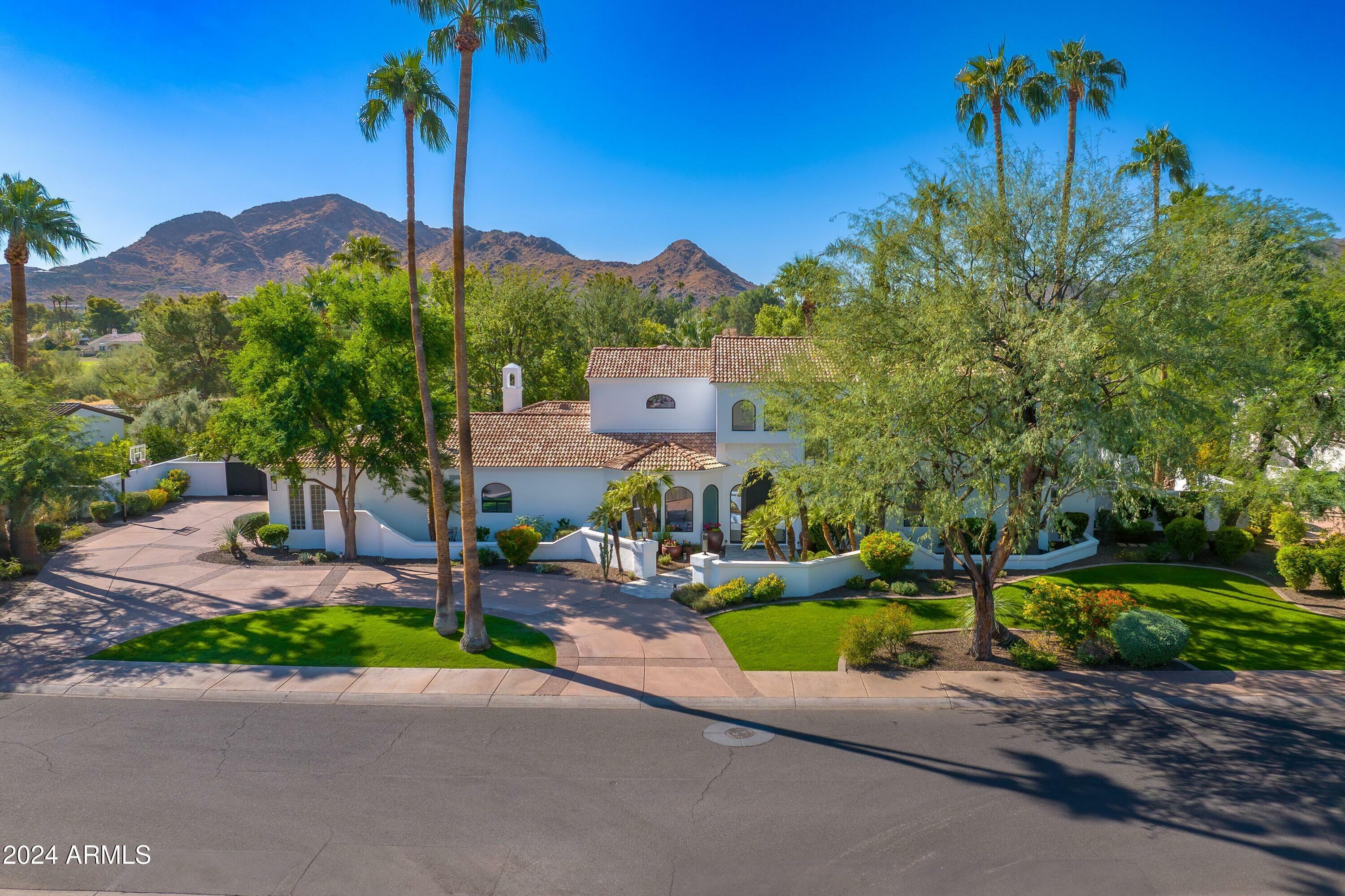 Property Photo: 5871 E Sanna Street AZ 85253