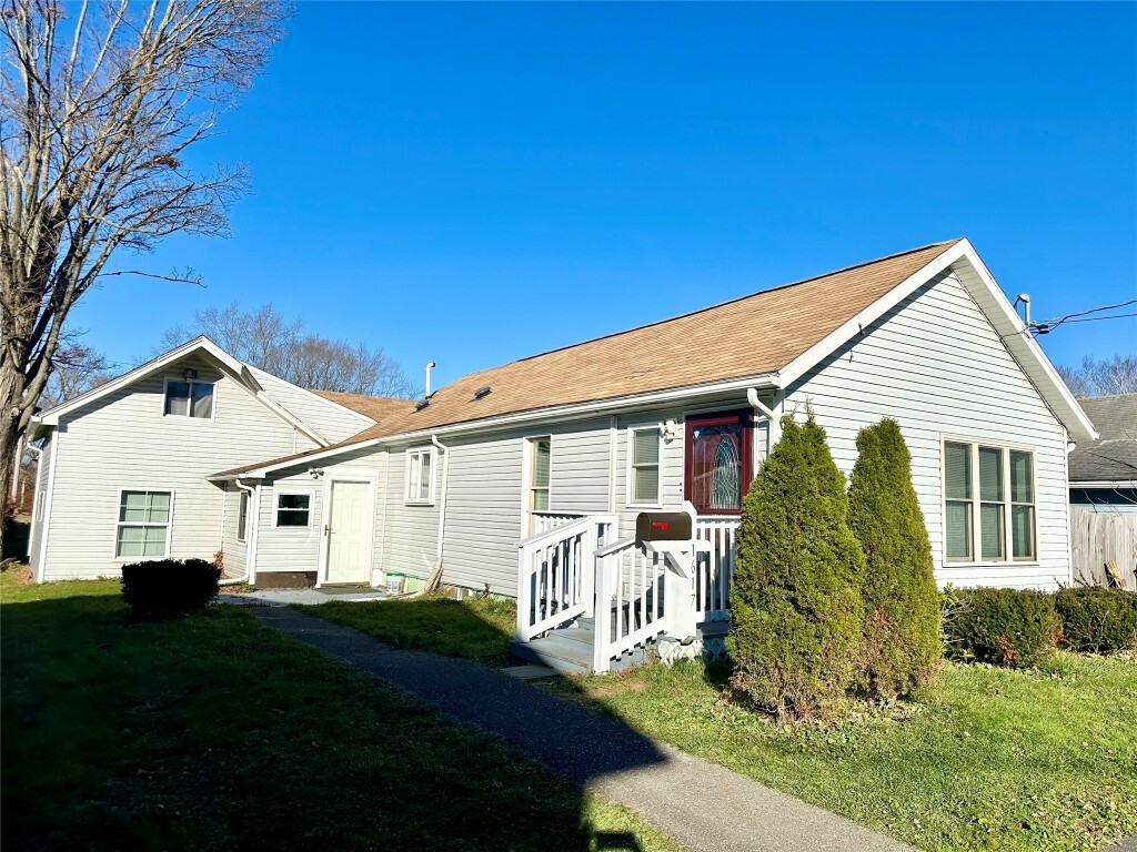 Property Photo:  1617 Vestal Road  NY 13850 