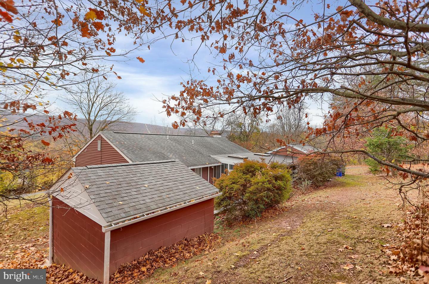 Property Photo:  1273 Valley Road  PA 17053 