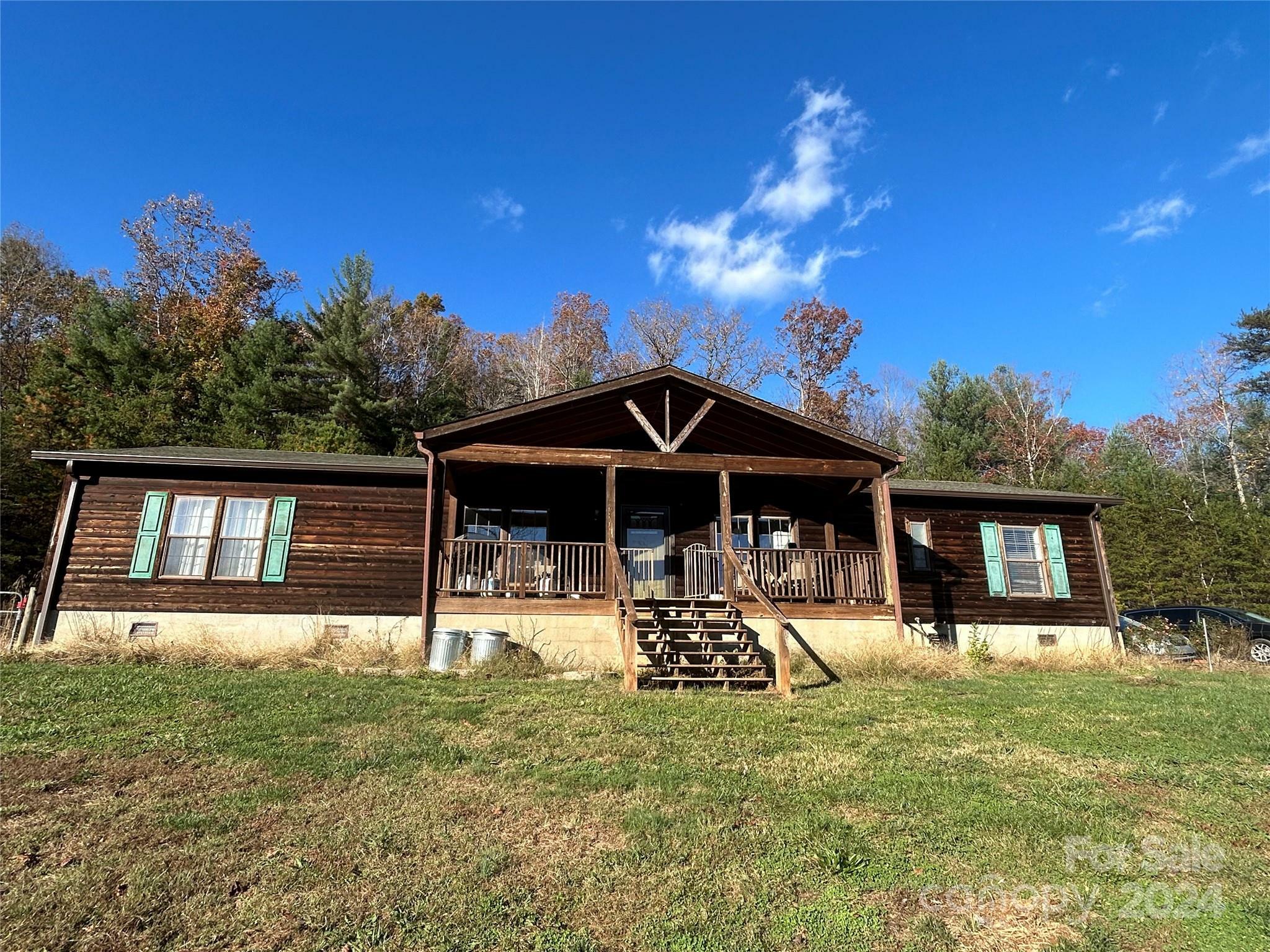 Property Photo:  176 Browntown Road  NC 28651 