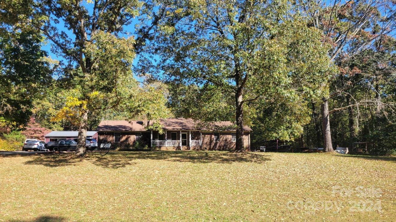 Property Photo:  1807 Norman Parker Road  NC 28090 