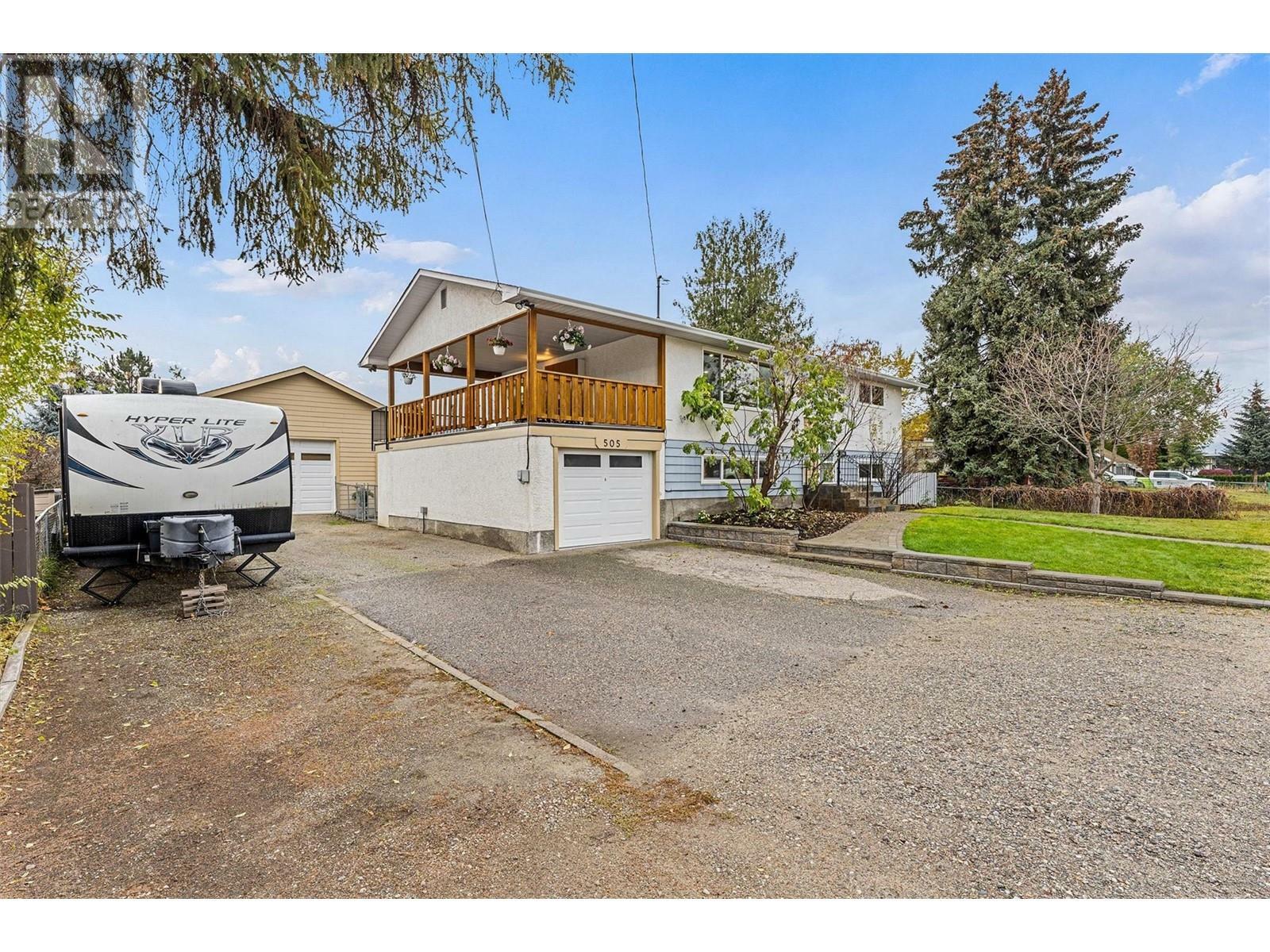 Property Photo:  505 Mugford Road  BC V1X 2E5 