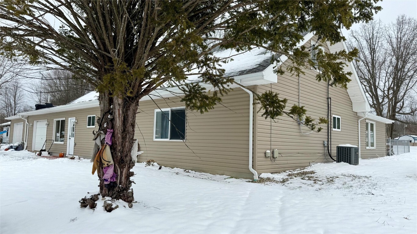 Property Photo: 6028 Davidson Road PA 16134
