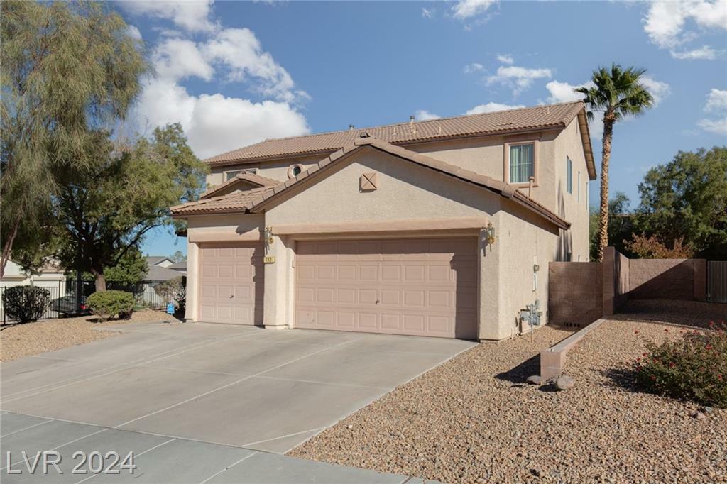 Property Photo:  712 Waltham Hills Street  NV 89052 