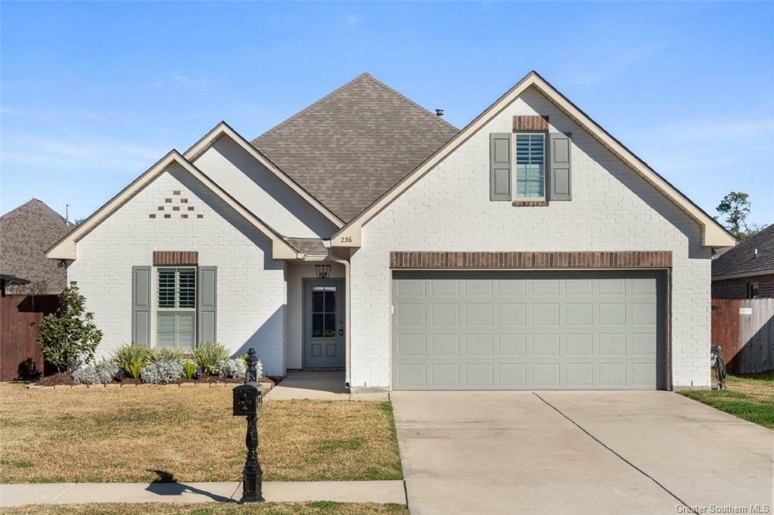Property Photo: 236 Long Hill Drive LA 70665