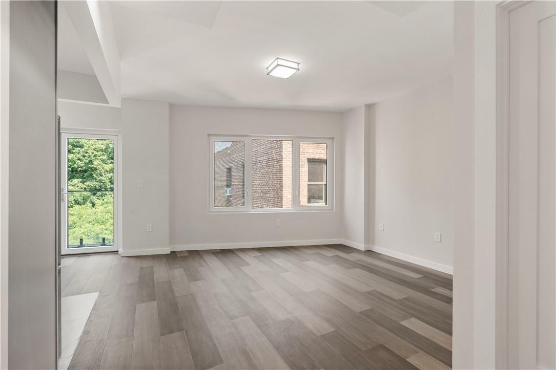 Property Photo:  112 Seaman Avenue 2C  NY 10034 