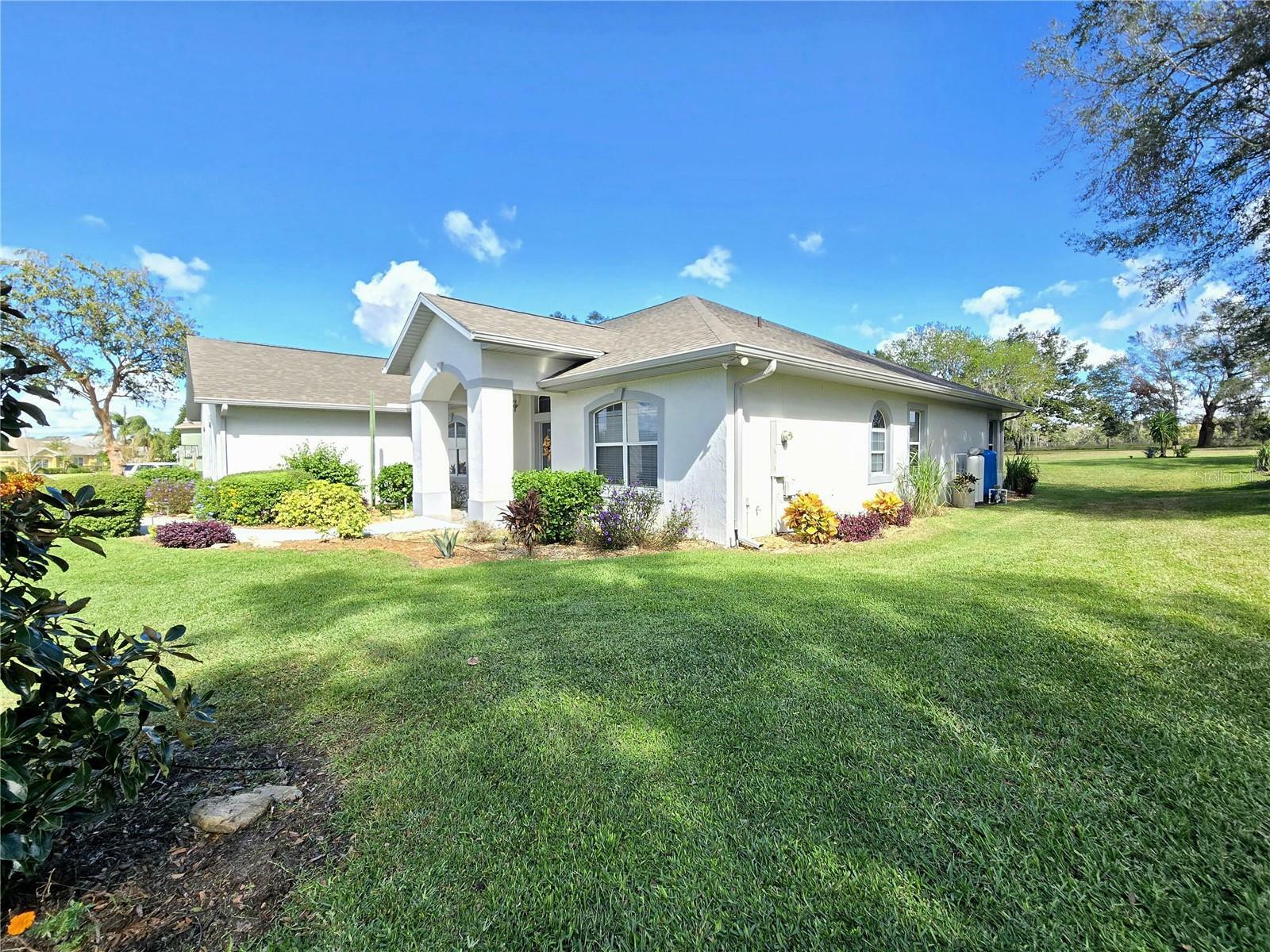 Property Photo:  27440 Hammock View Court  FL 34797 