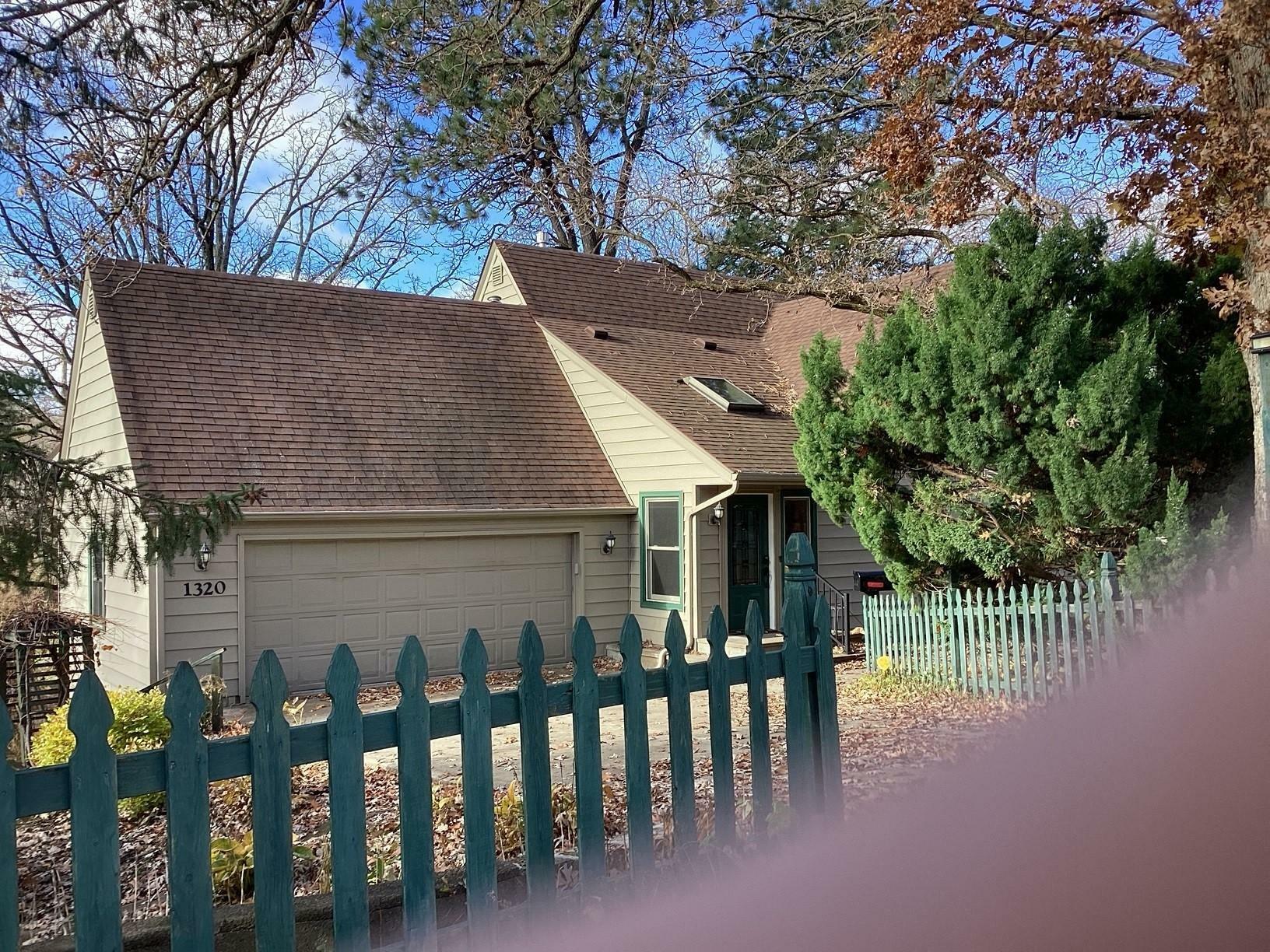 Property Photo:  1320 Oakwood Drive  MN 56007 