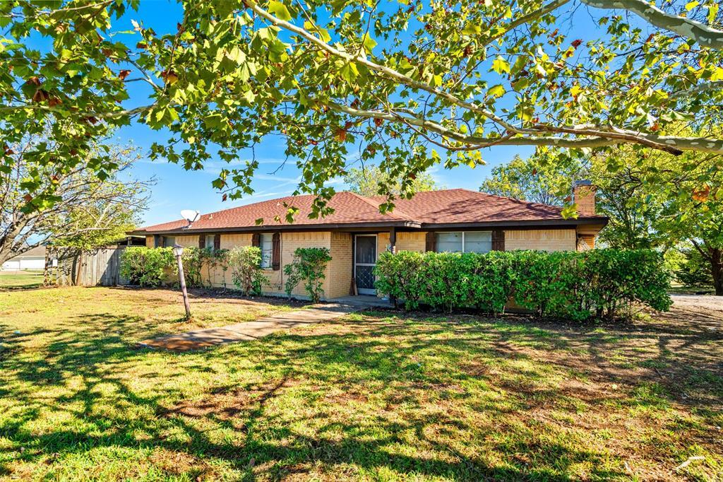 Property Photo:  1806 Parker Road  TX 75098 