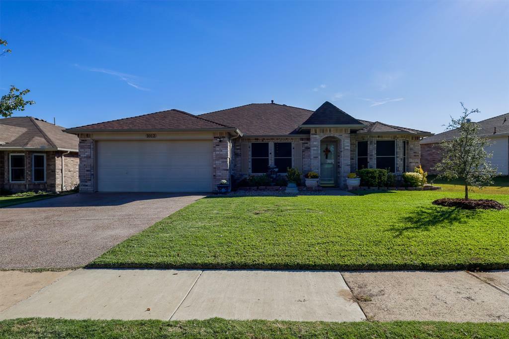 Property Photo:  1012 Bainbridge Lane  TX 75126 