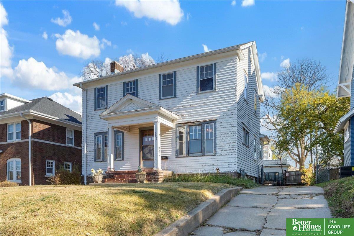 Property Photo:  905 S 37th Street  NE 68105 