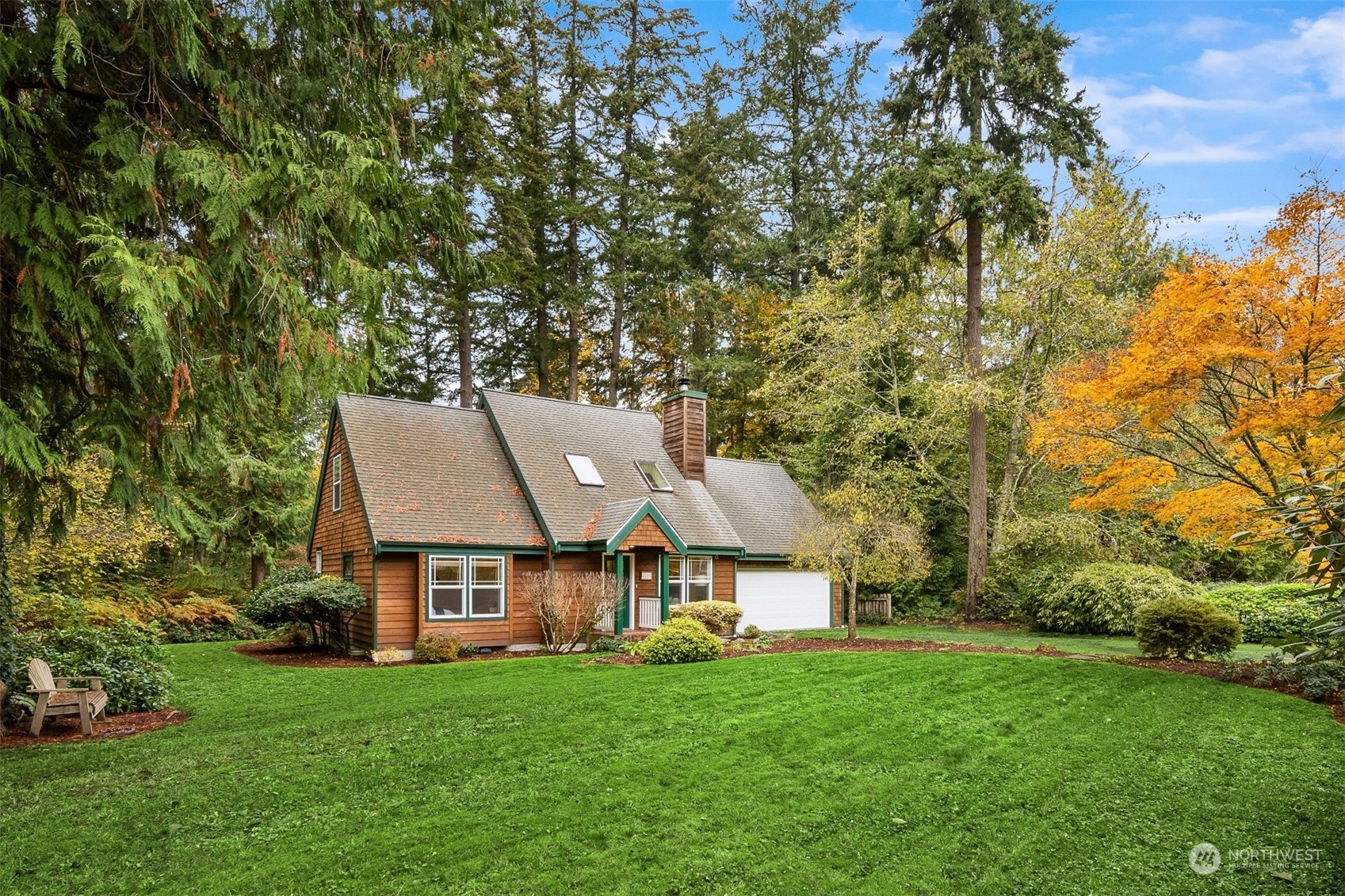 Property Photo:  8525  Jennie Avenue NE  WA 98110 