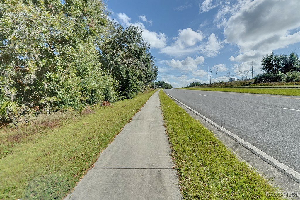 Property Photo:  6049 W Norvell Bryant Highway  FL 34429 