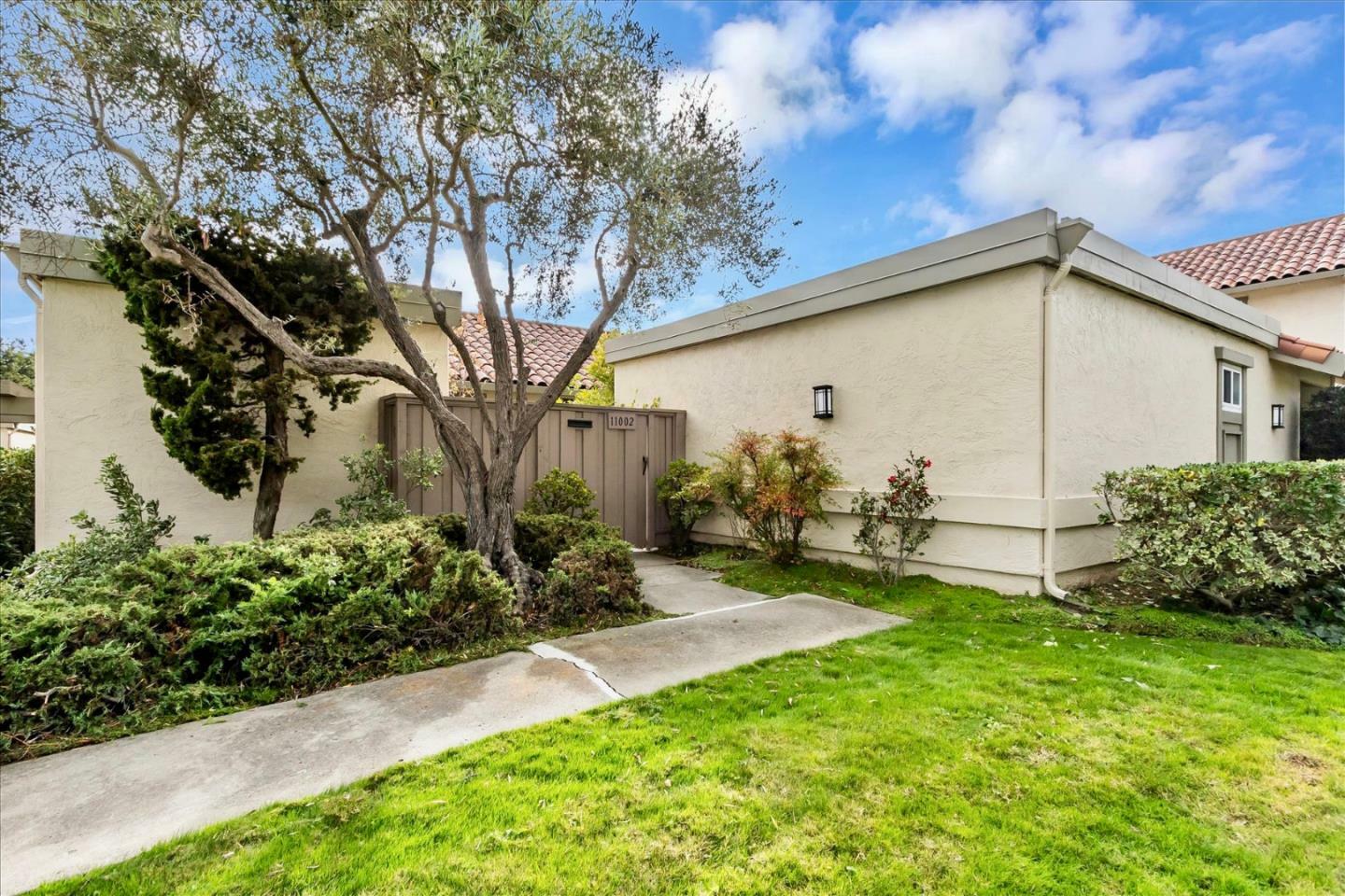 Property Photo:  11002 Sweet Oak Street  CA 95014 