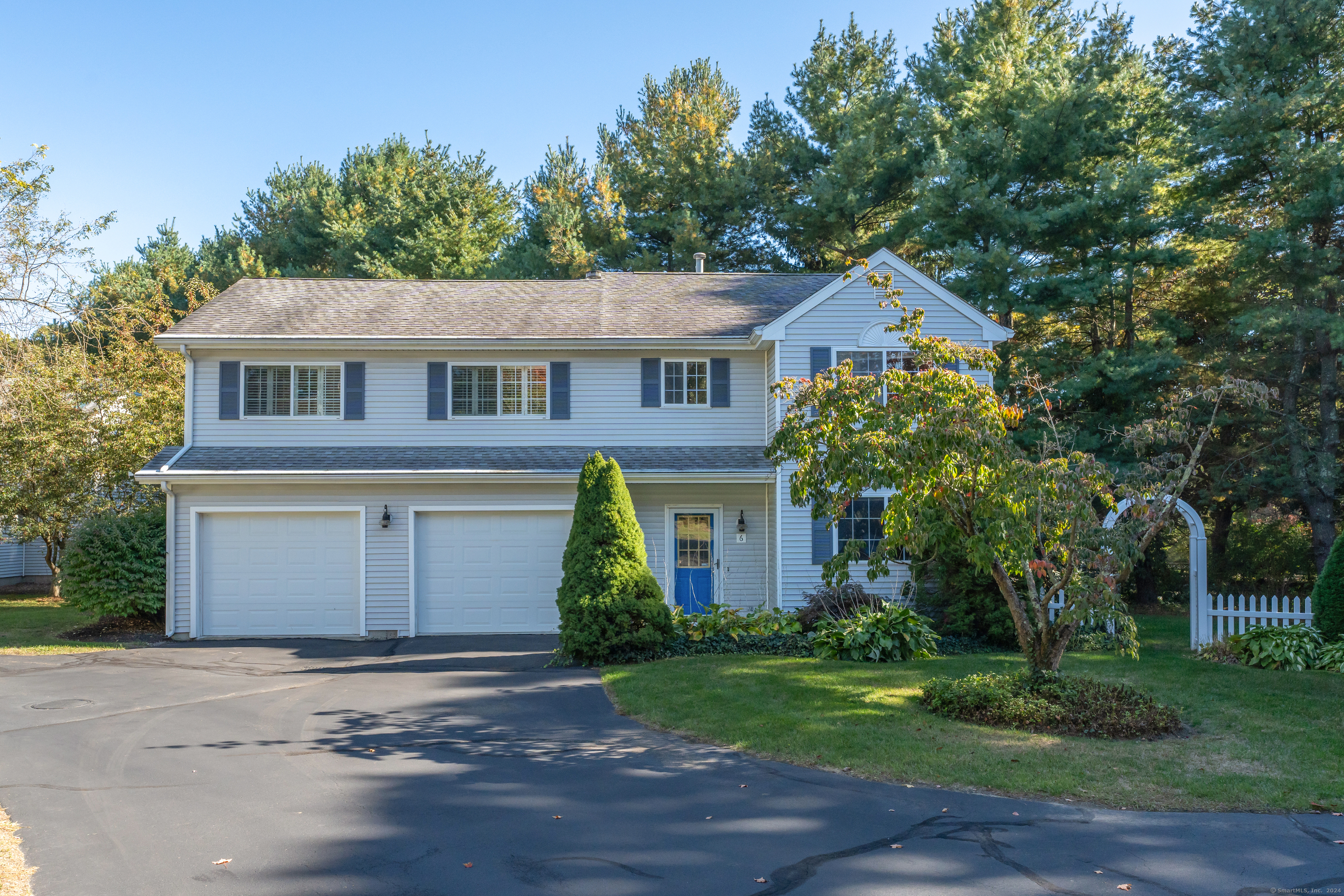 Property Photo: 6 Apple Way CT 06443