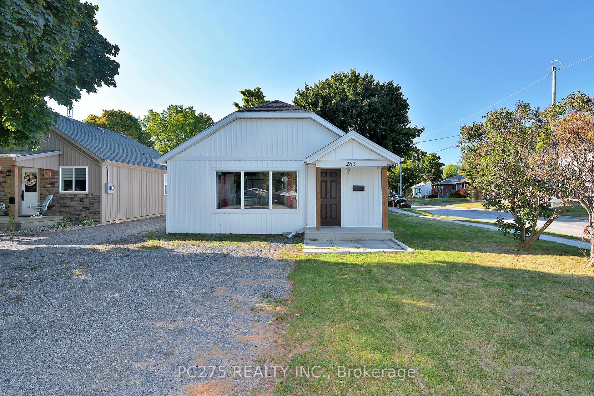 Property Photo:  263 Forest St  ON N7L 2B1 