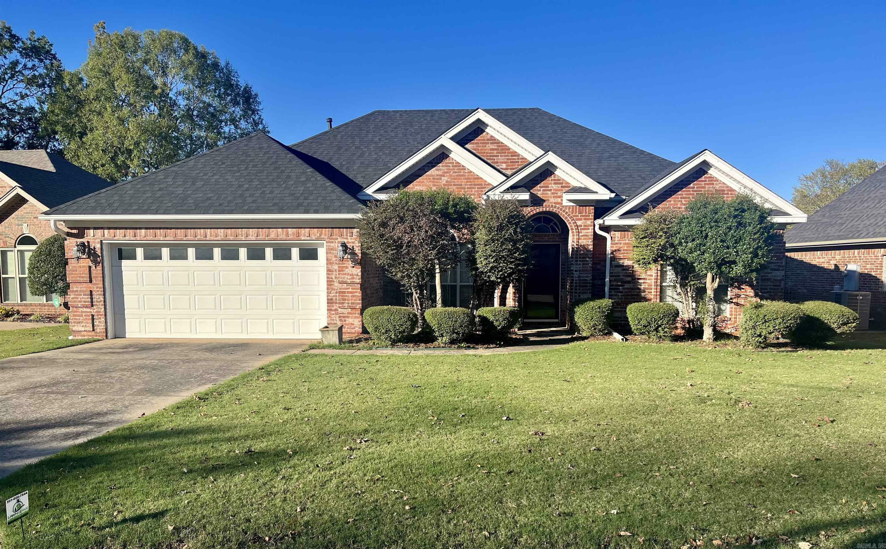 Property Photo:  104 Nemours Court  AR 72113 