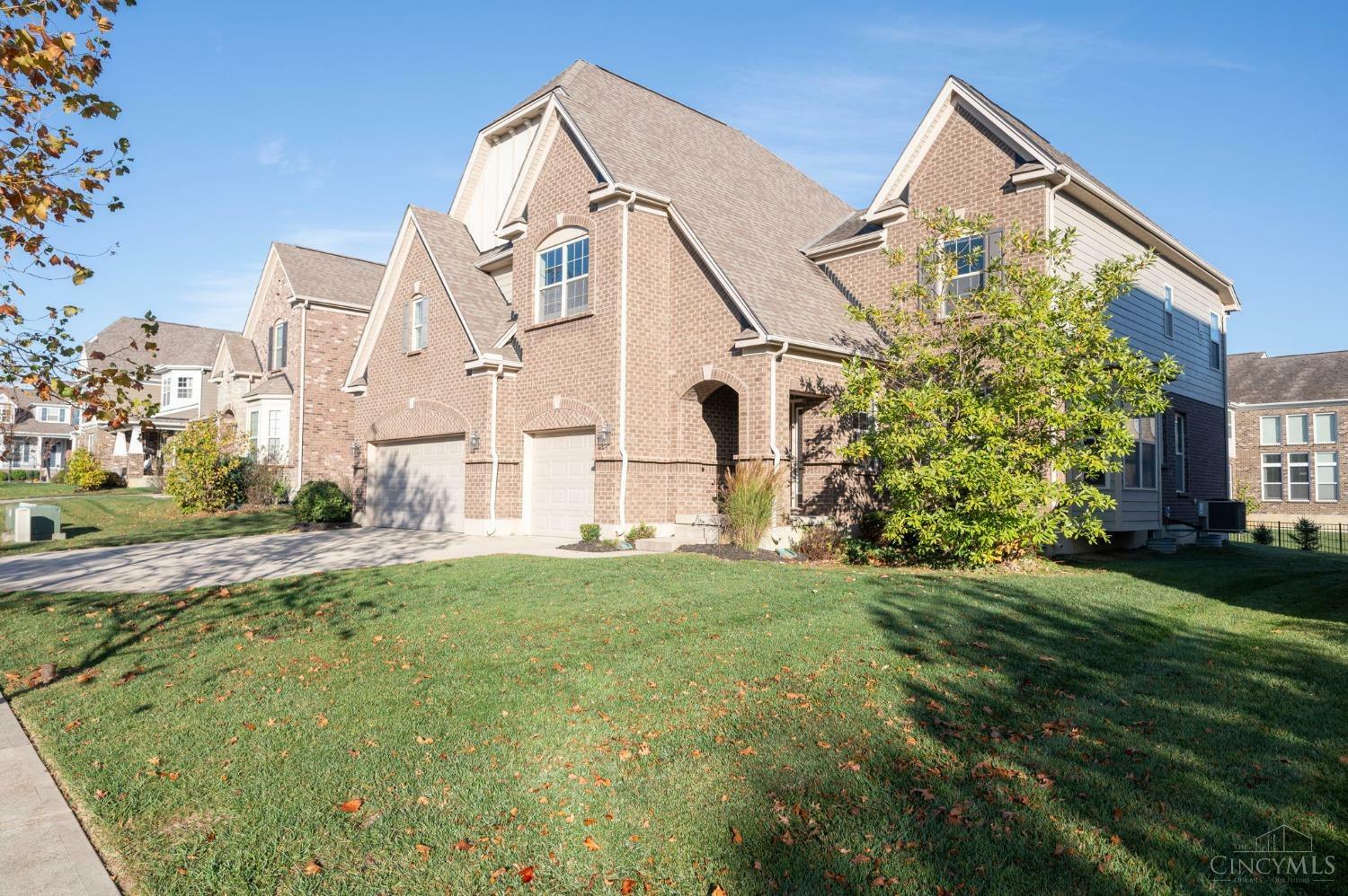 Property Photo:  4628 Veterans Parkway  OH 45040 