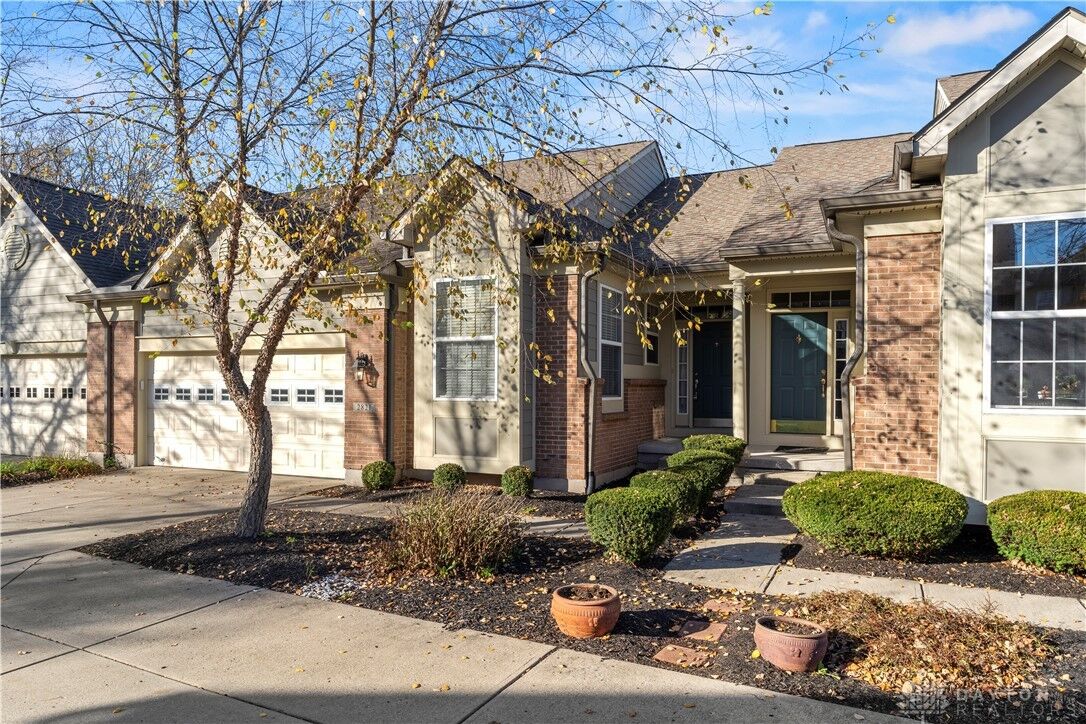 Property Photo: 2821 Double Eagle Drive OH 45431