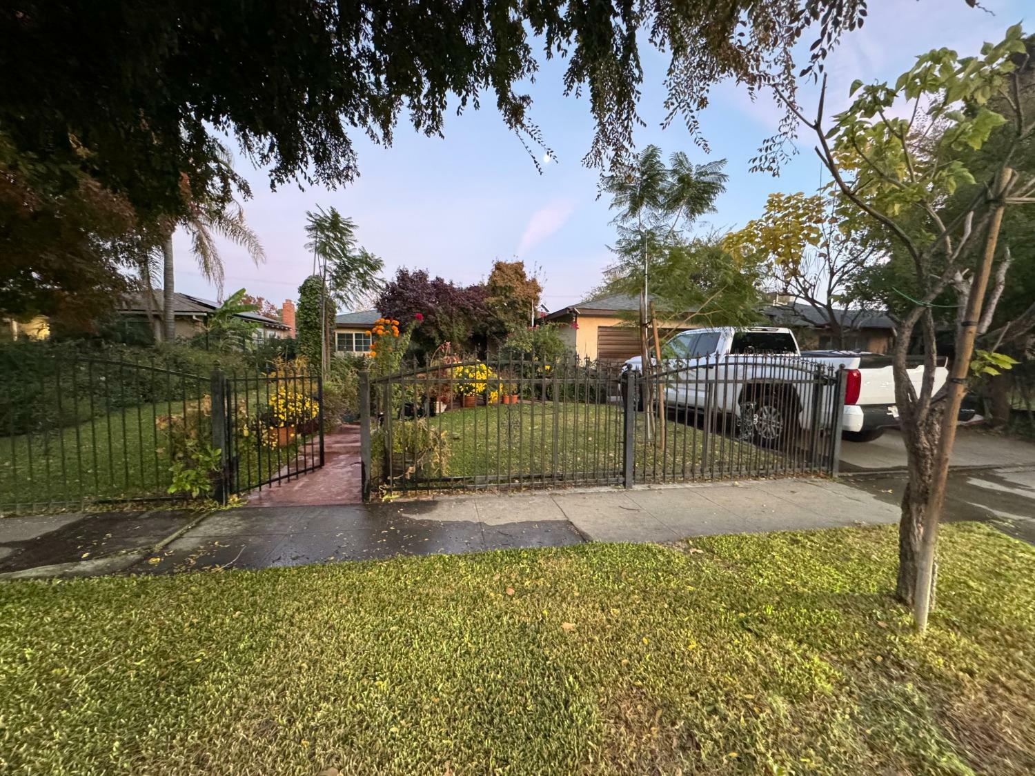 Property Photo:  4534 N Duke Avenue  CA 93727 