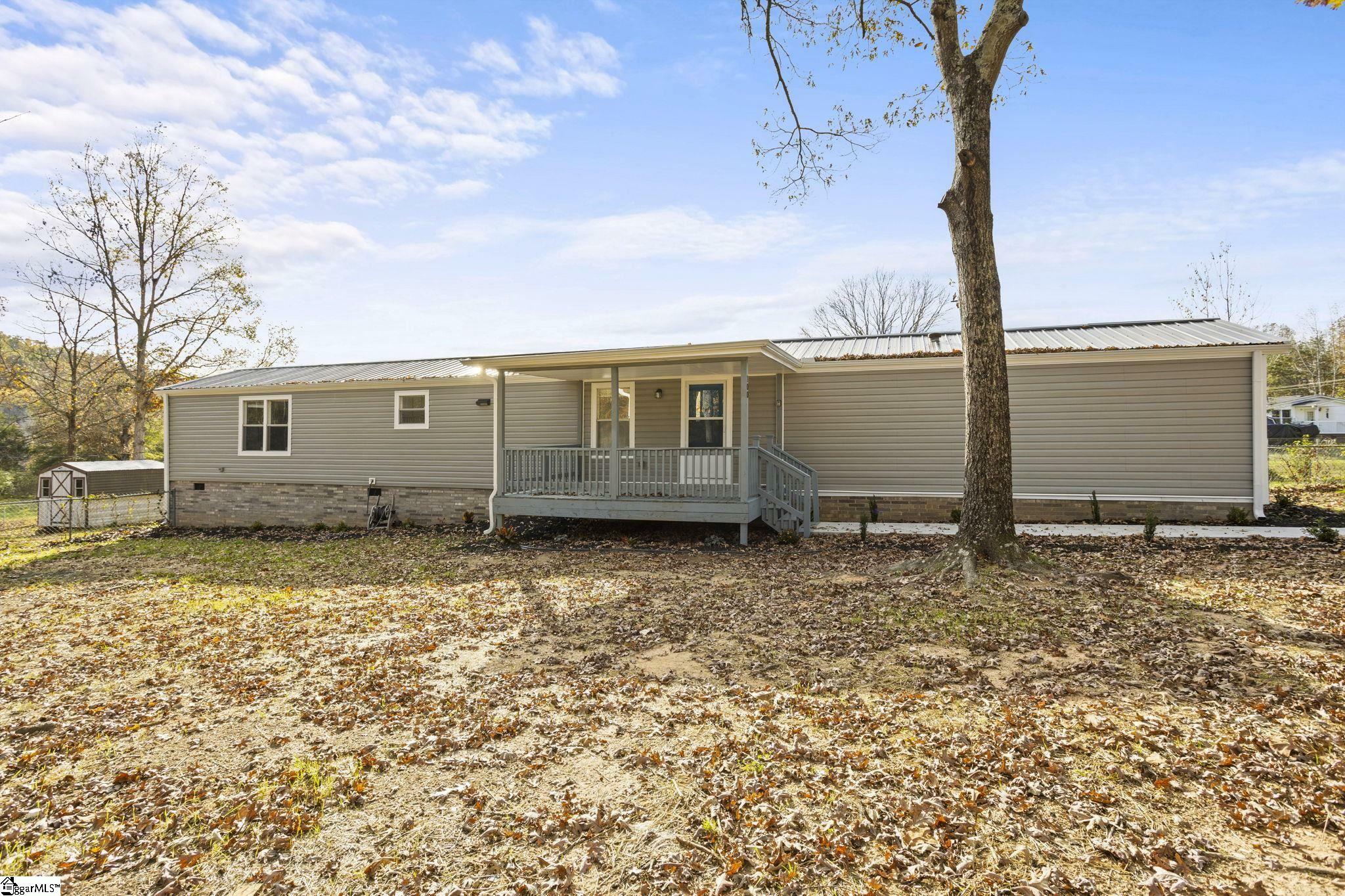 Property Photo: 100 N Lucky Lane SC 29690