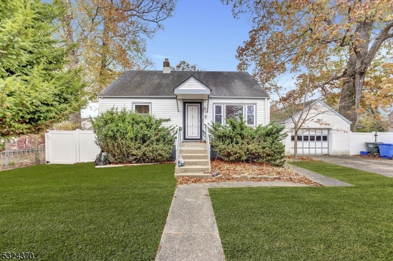 Property Photo: 6 Schuber Pl NJ 07724