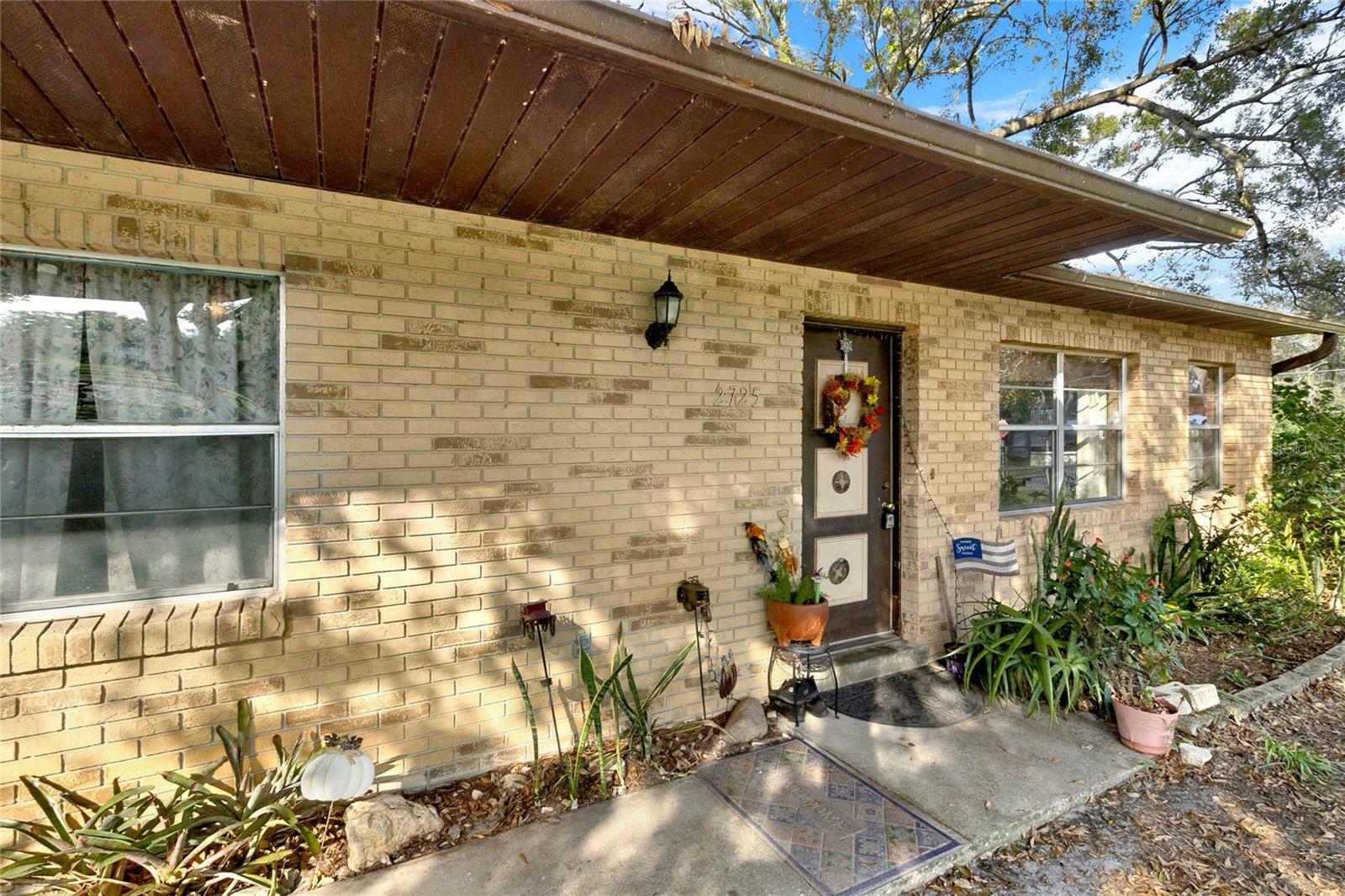 Property Photo:  2725 Avenue M NW  FL 33881 