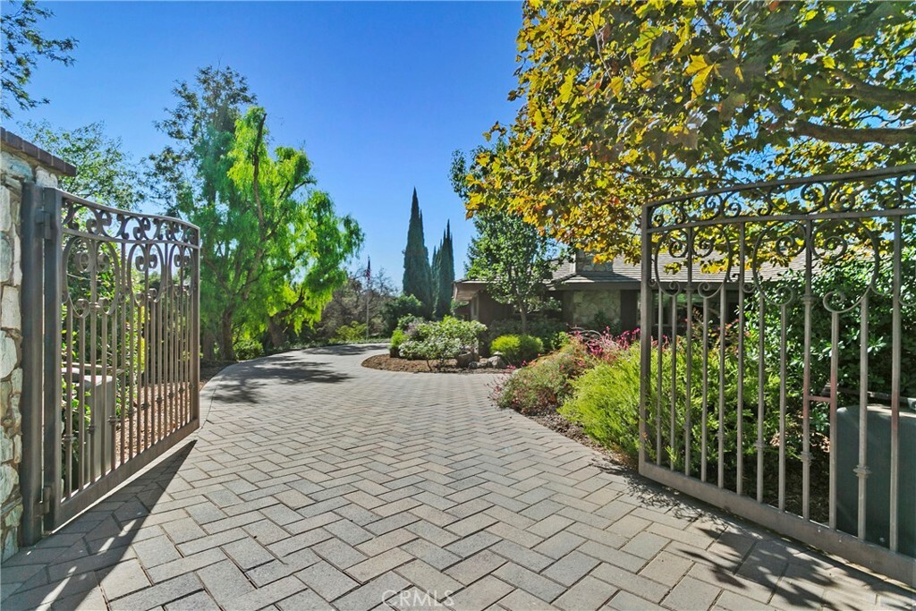 Property Photo:  3305 Rancho Rio Bonita Road  CA 91724 