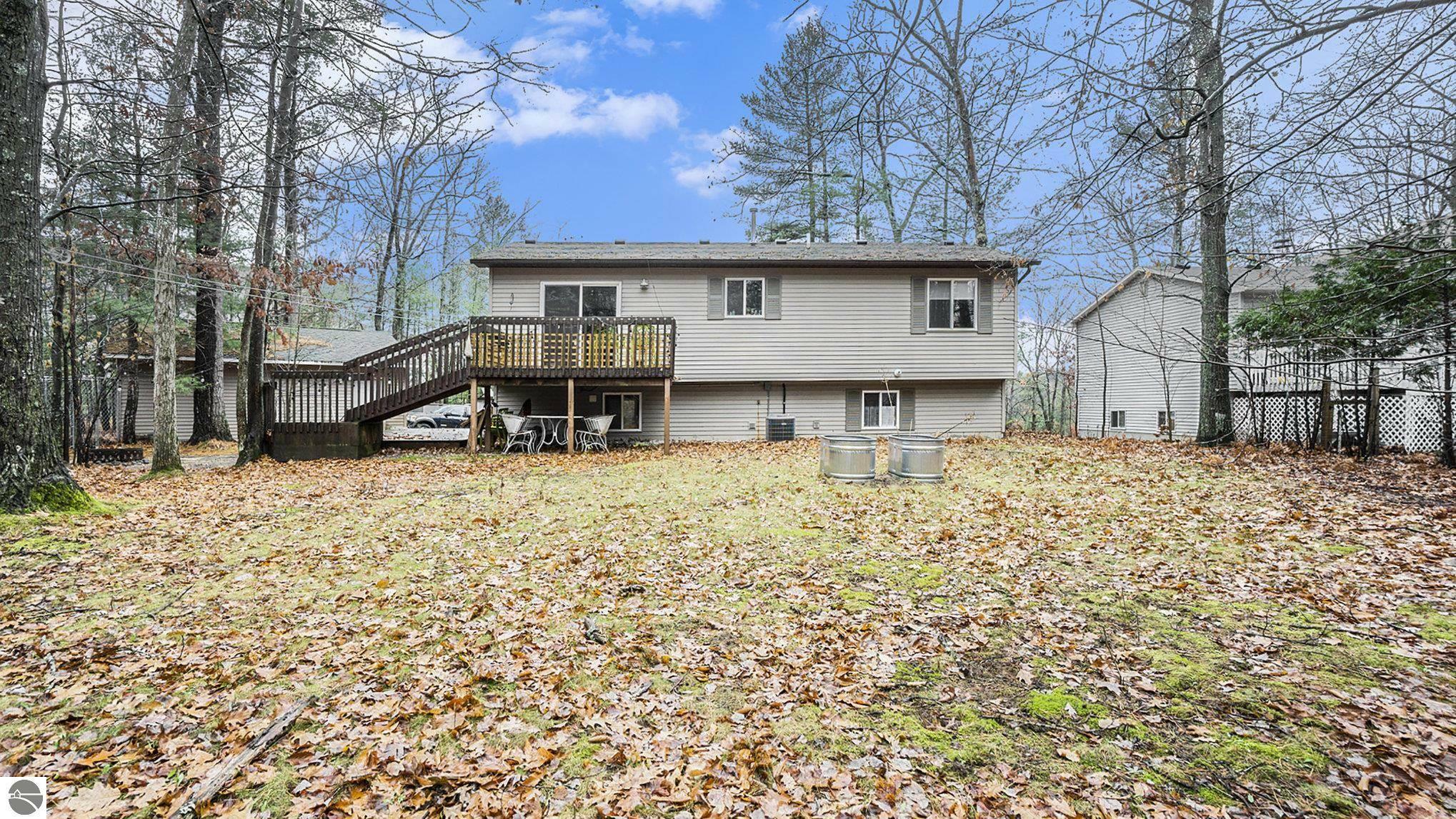 Property Photo:  4601 E Sanford Lake Drive  MI 49650 