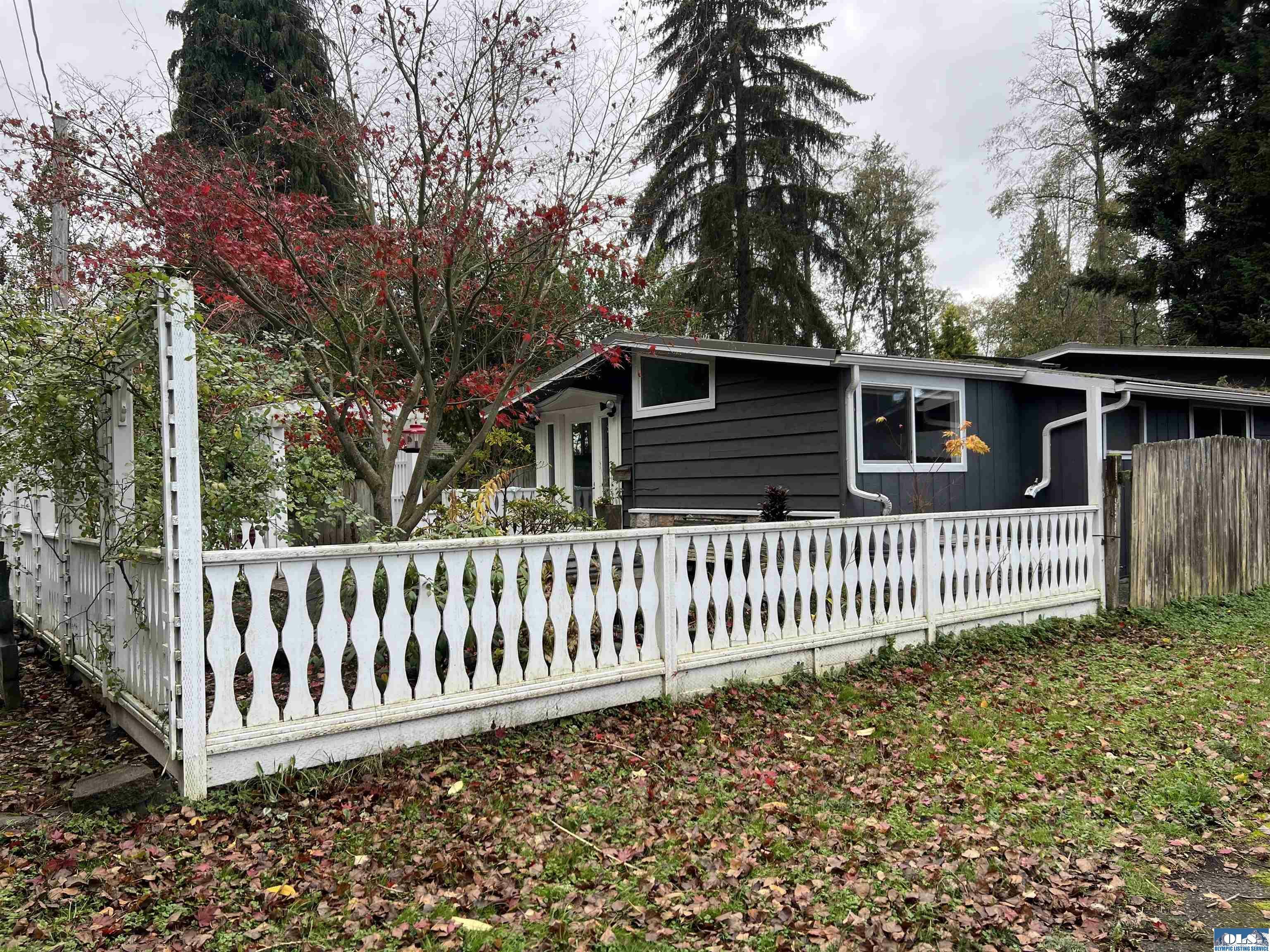 Property Photo:  131 Wilcox Lane  WA 98382-0000 