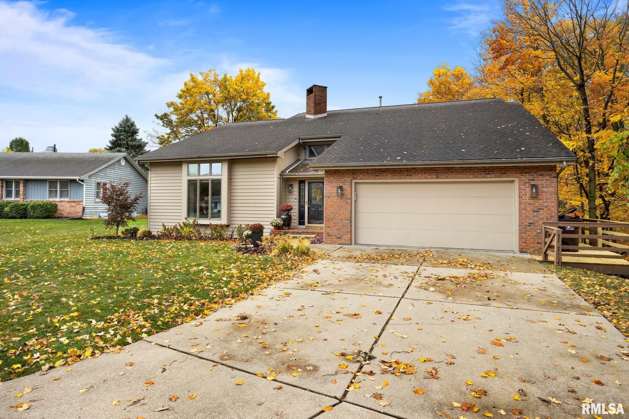 Property Photo:  912 W Baybrook Court  IL 61615 