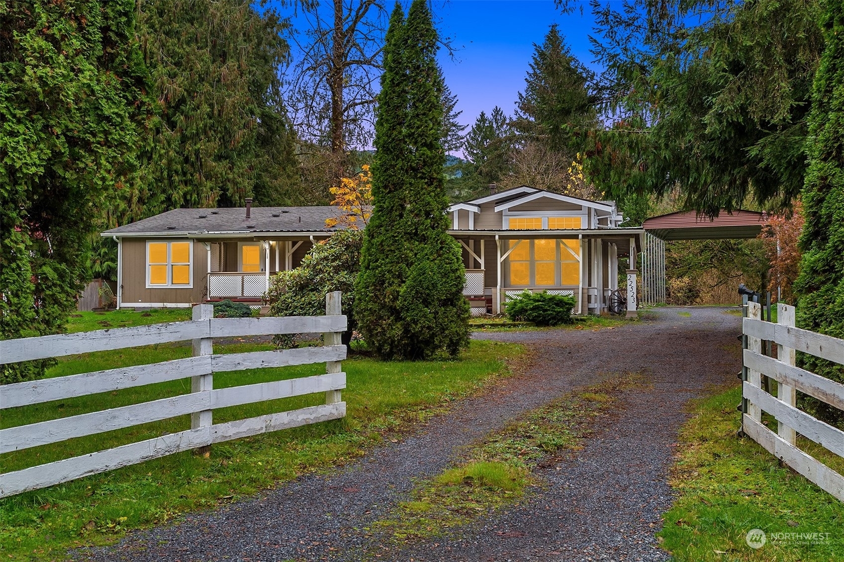 Property Photo:  22523 137th Street NE  WA 98252 