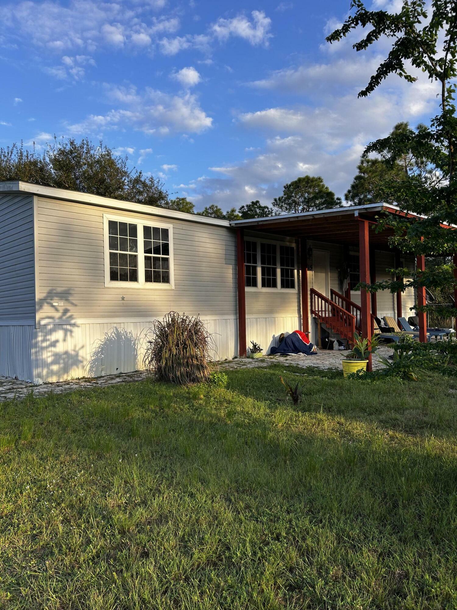 115 W Marimba Circle  Clewiston FL 33440 photo