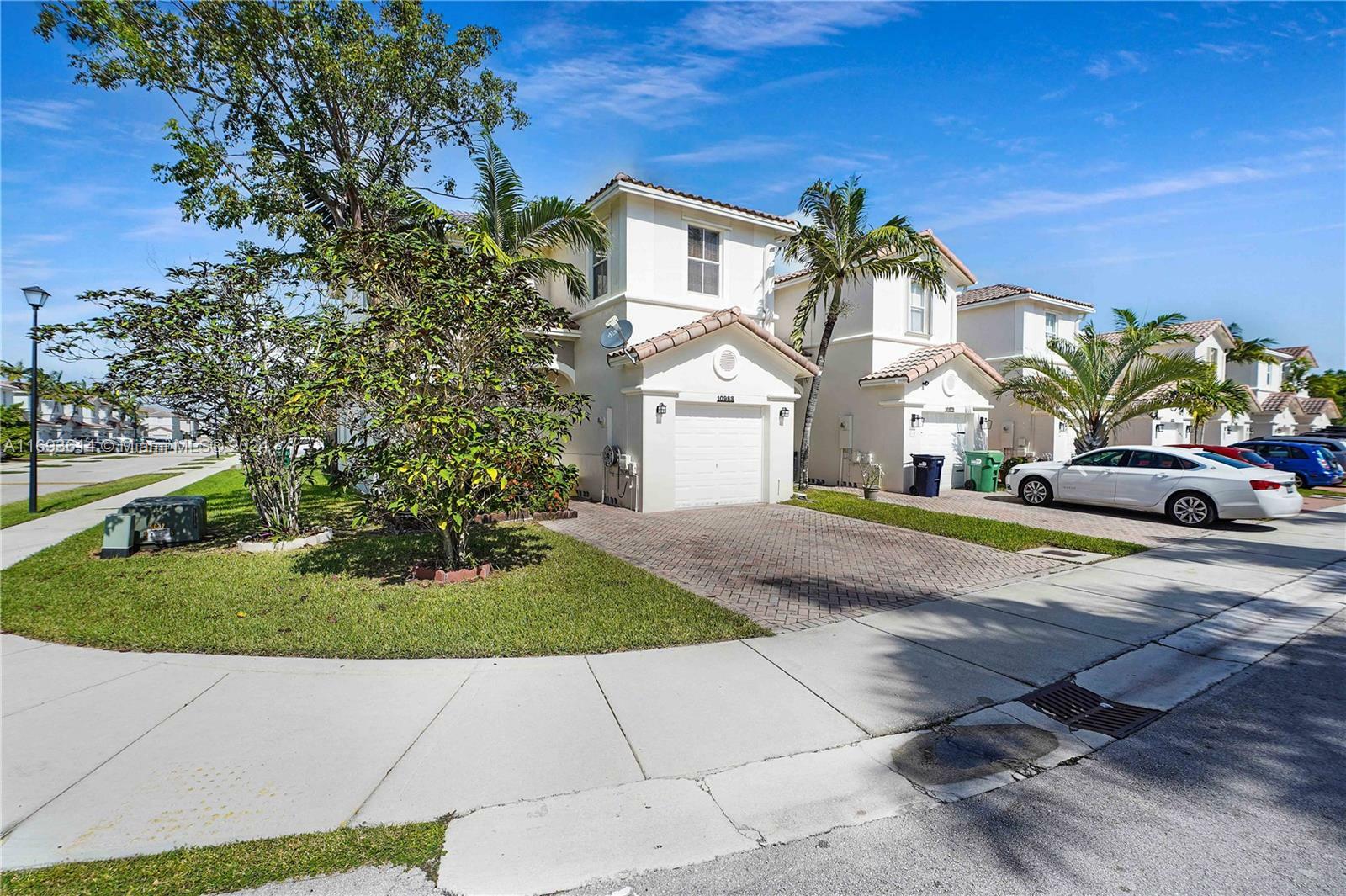 Property Photo:  10983 SW 246th St  FL 33032 