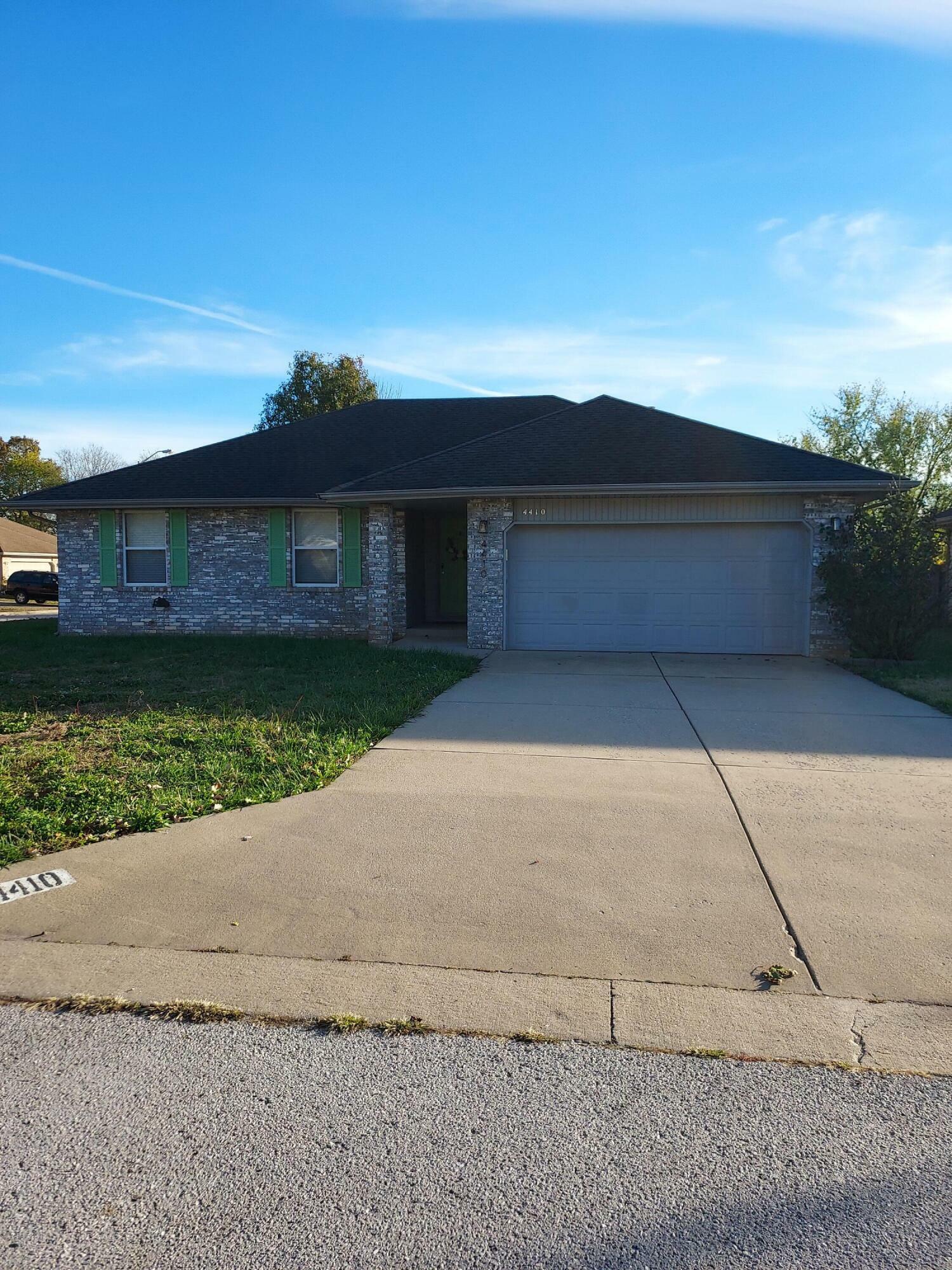 Property Photo:  4410 W Huckleberry Street  MO 65802 