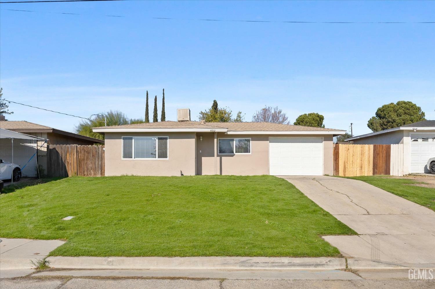 Property Photo:  4012 Mitchell Avenue  CA 93306 