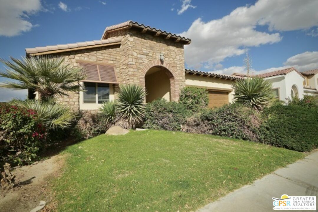 Property Photo:  82932   Spirit Mountain Dr  CA 92201 