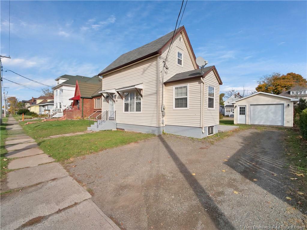 Property Photo:  23 North Street  NB E1C 5X7 