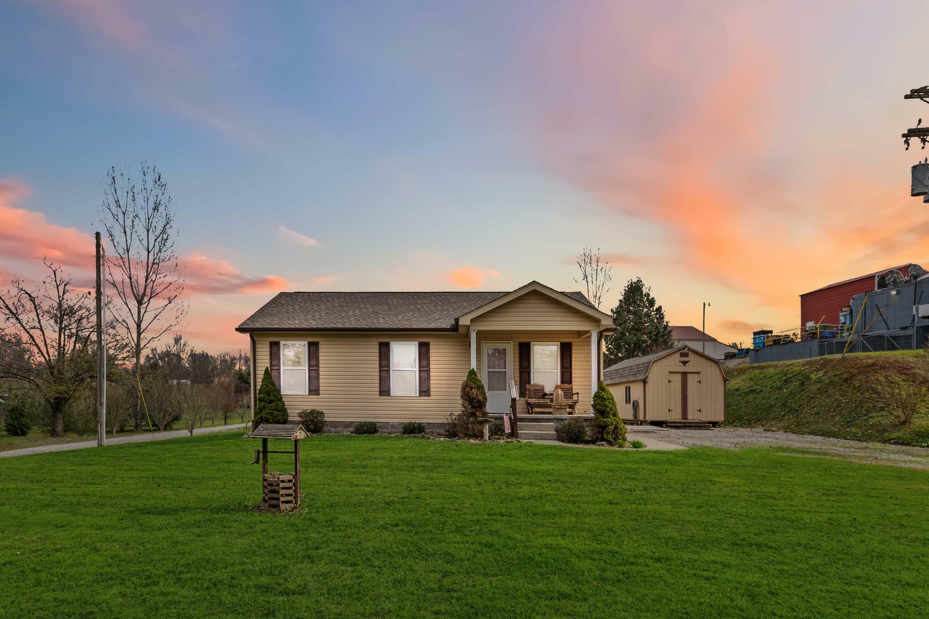 Property Photo:  56 Lanetown Road  KY 42544 