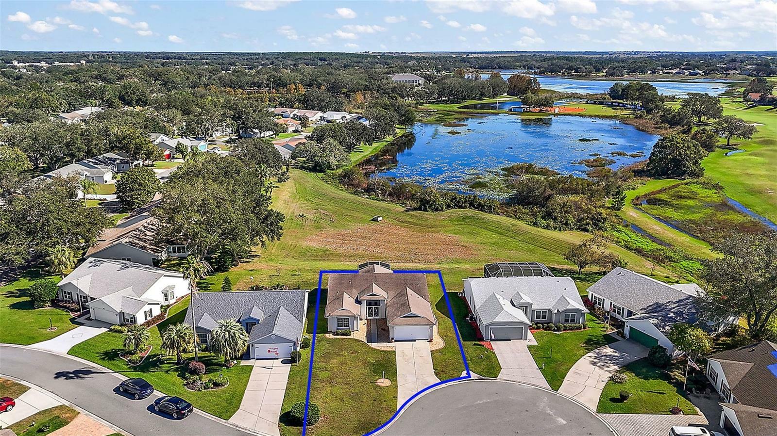 Property Photo: 25114 Meriweather Road FL 34748